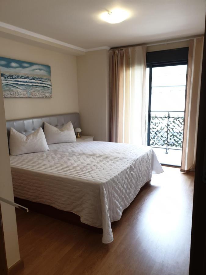 Apartamento Residencial Carmen โอโรเปซาเดลมาร์ ภายนอก รูปภาพ